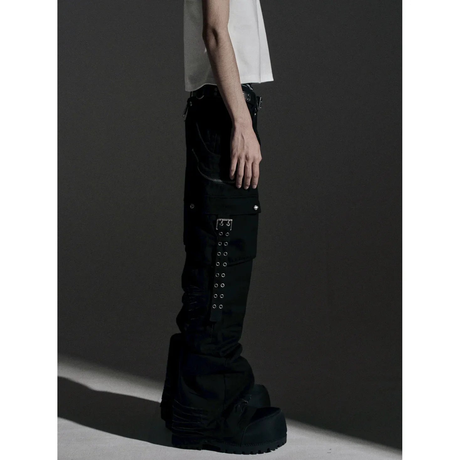 【ROSEN KREUZ】SIDE BELT DOCKING FLARE PANTS (Denim)